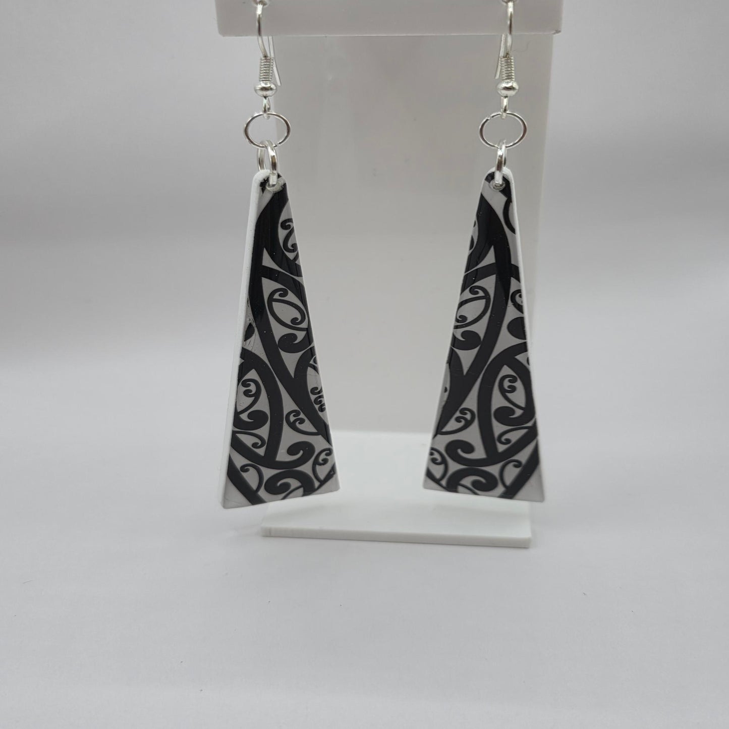 Maumahara | Long Triangle