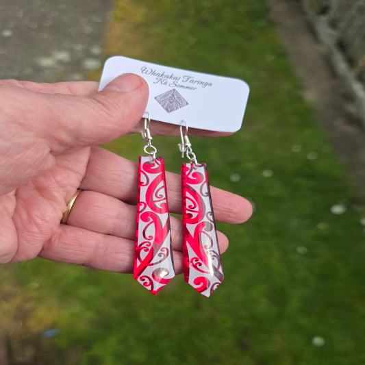 Karāhe whero | Long point