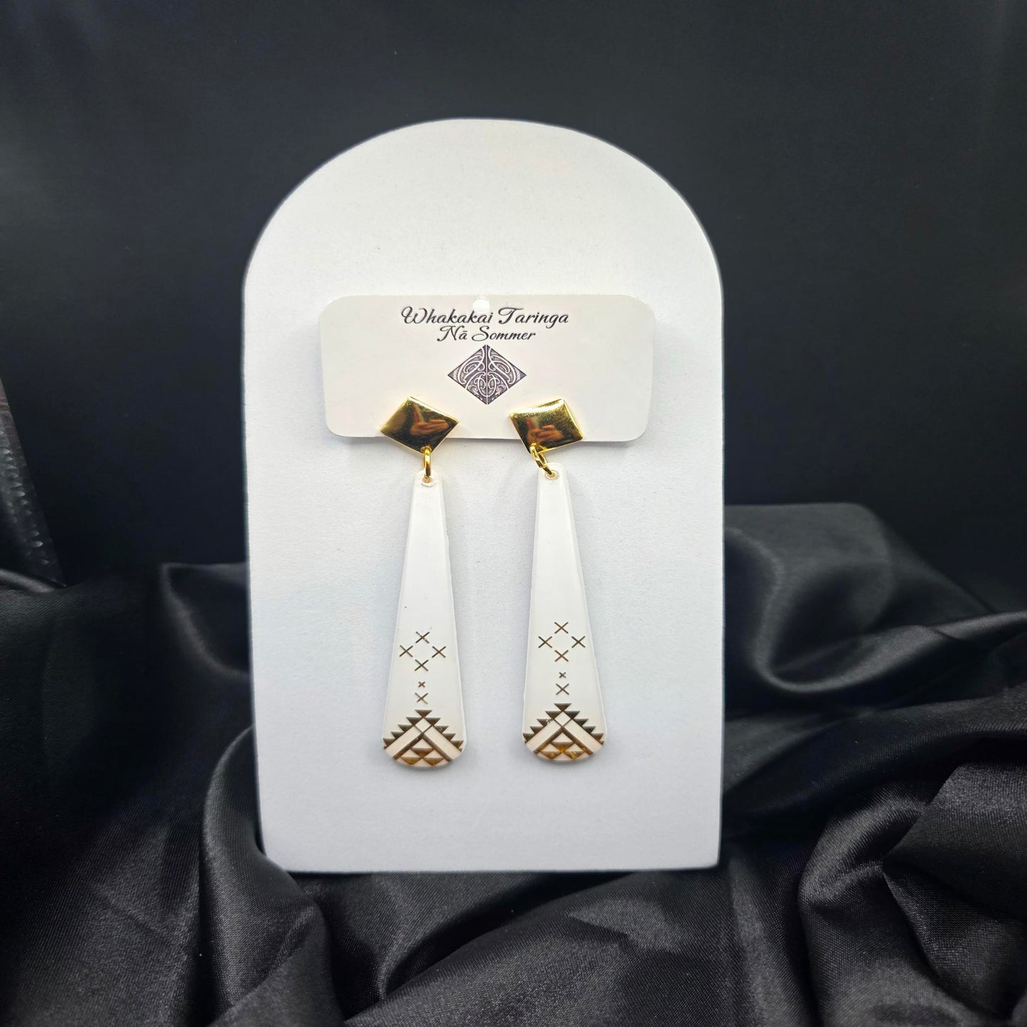 Whetū koura | Teardrop 70x15mm