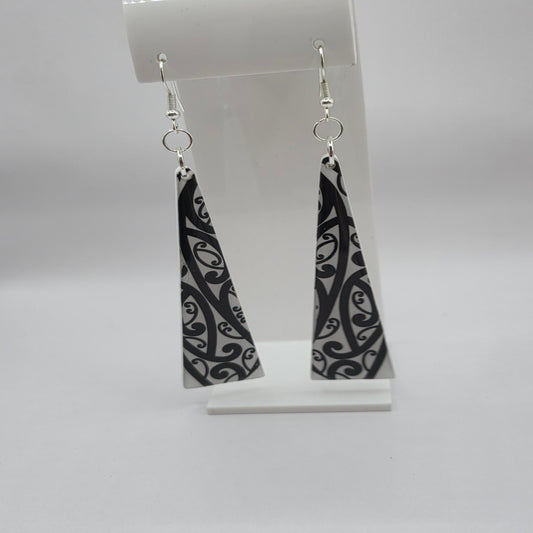 Maumahara | Long Triangle