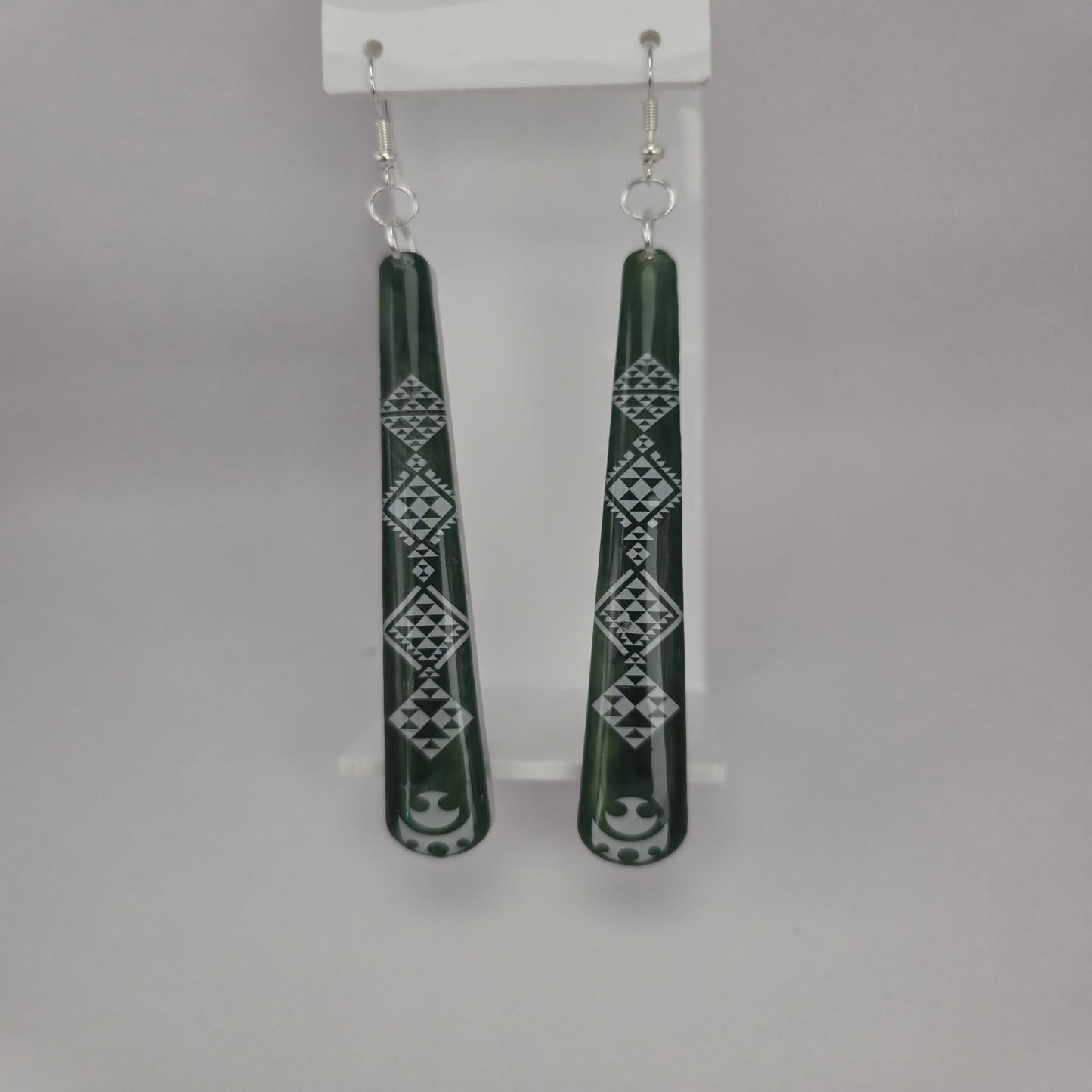 Waiora | Long Slim teardrop