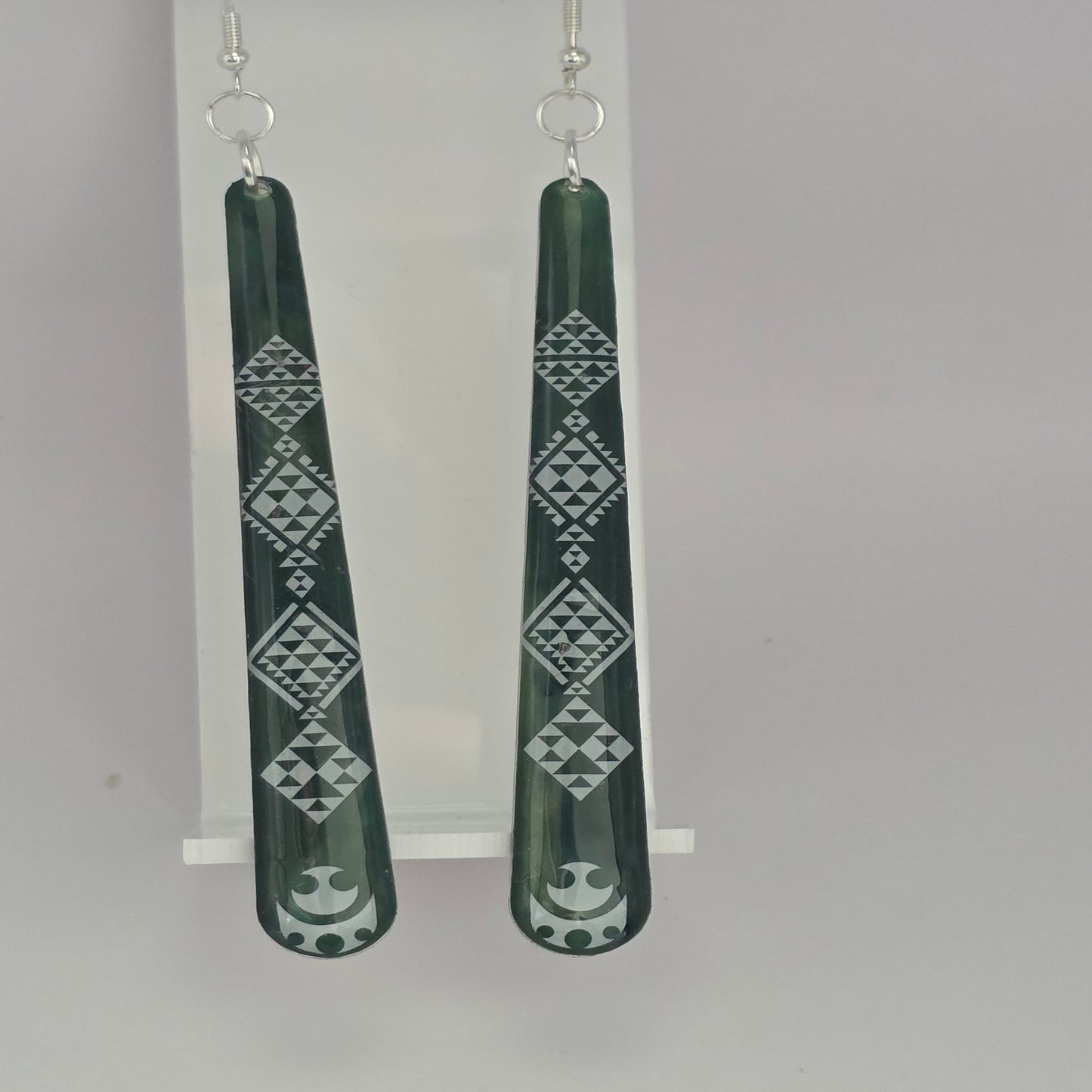 Waiora | Long Slim teardrop