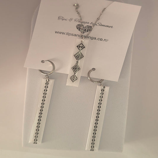 Black on white Tāniko & Niho Tāniwha